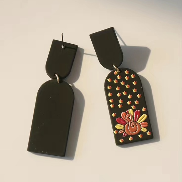 Turkey Dangle Earrings - Picture 4 of 5